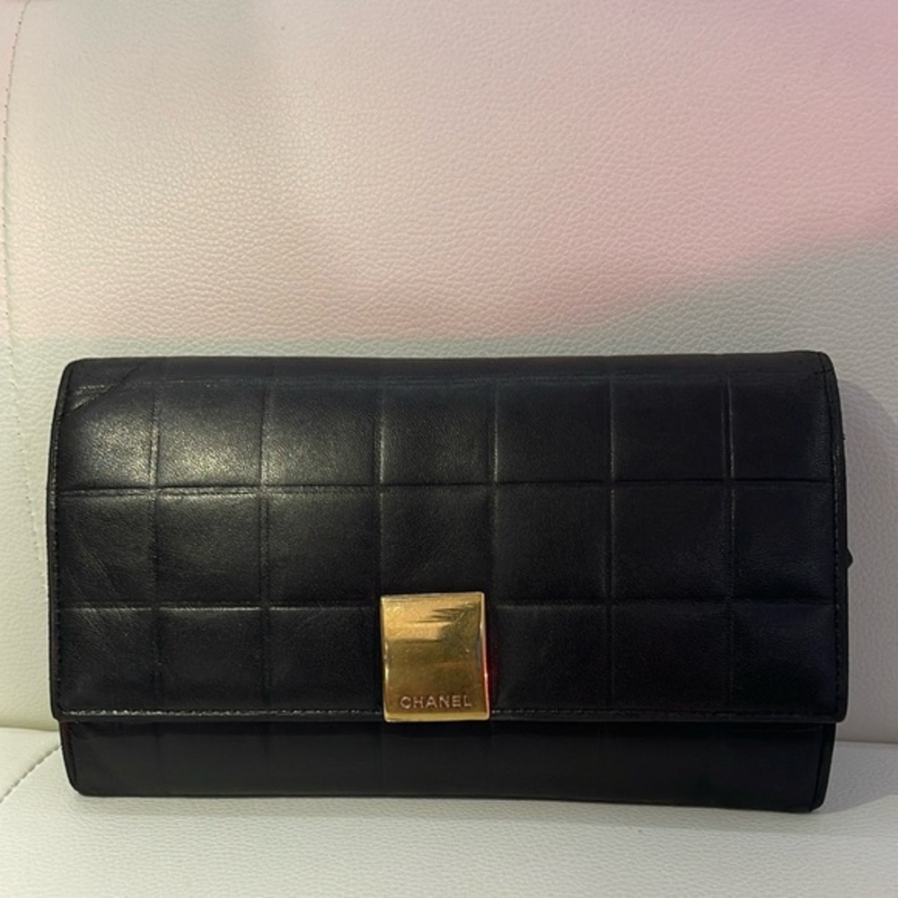 Authentic CHANEL Chocolate Bar Purse Wallet